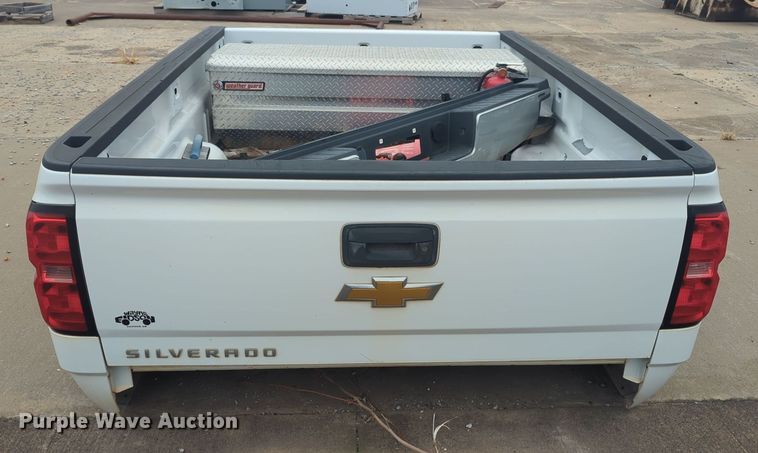 image for item DT6596 Chevrolet Silverado pickup truck bed