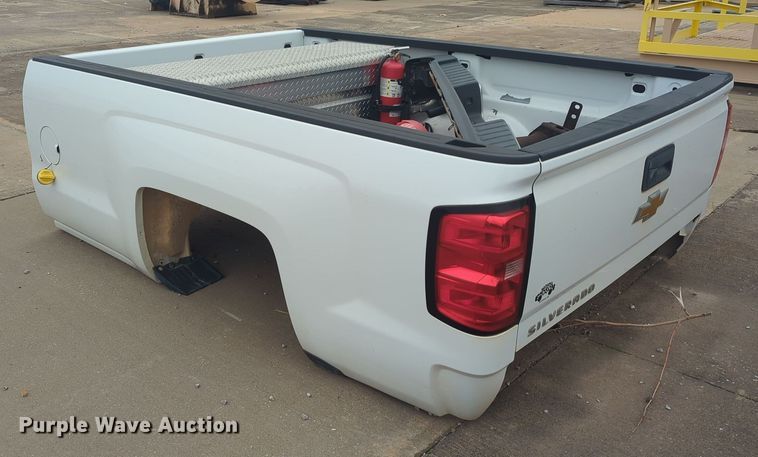 image for item DT6596 Chevrolet Silverado pickup truck bed