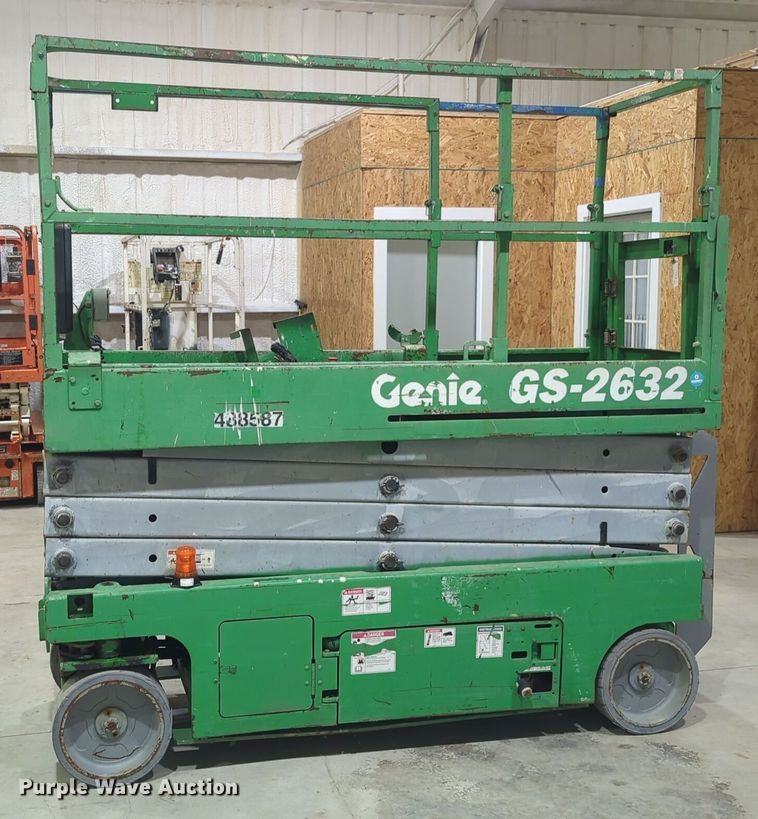 image for item DT6609 2012 Genie GS-2632 scissor lift