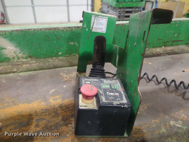 image for item DT6609 2012 Genie GS-2632 scissor lift