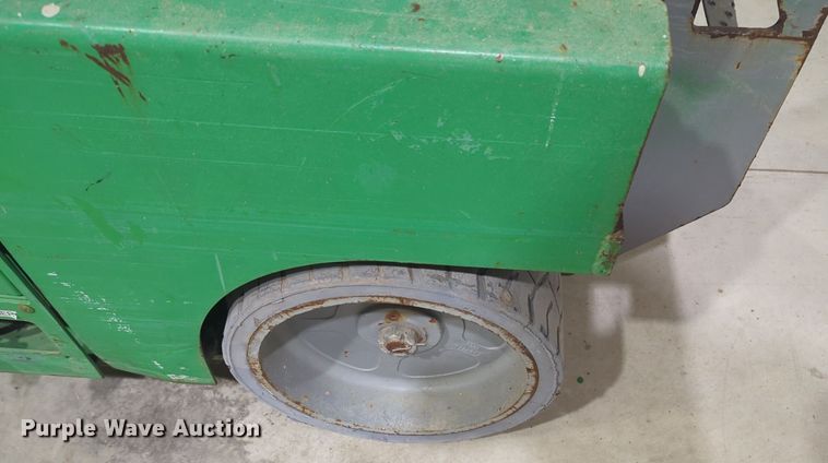 image for item DT6609 2012 Genie GS-2632 scissor lift