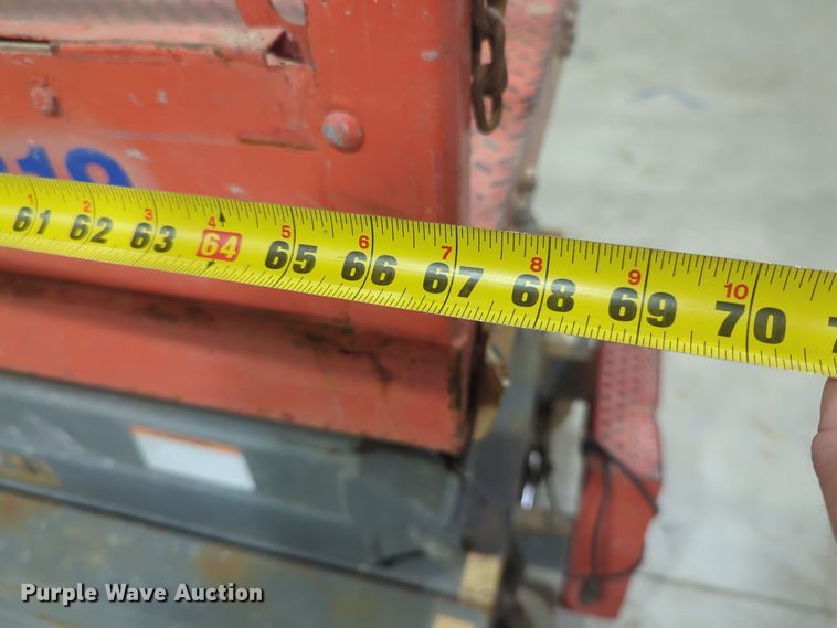 image for item DT6611 2007 Skyjack SJIII3219 scissor lift