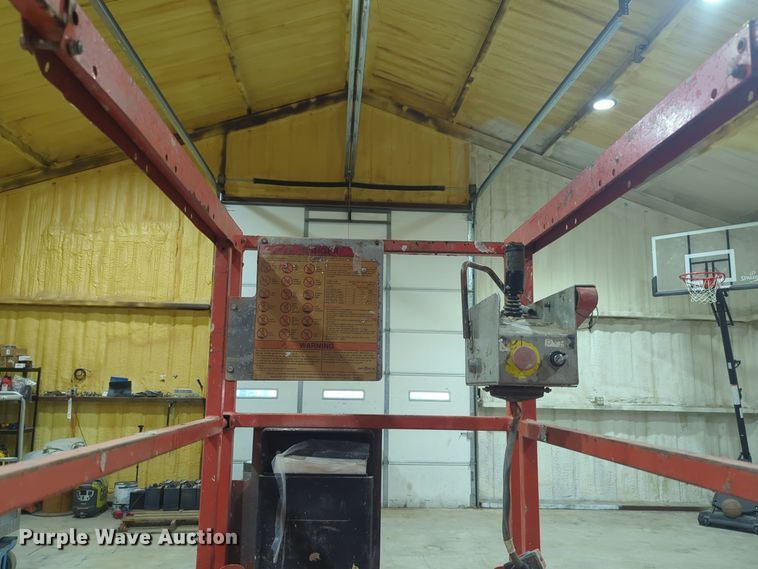 image for item DT6611 2007 Skyjack SJIII3219 scissor lift