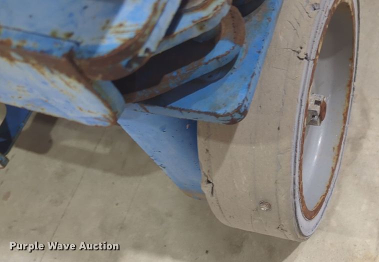 image for item DT6612 Genie GR20 vertical lift