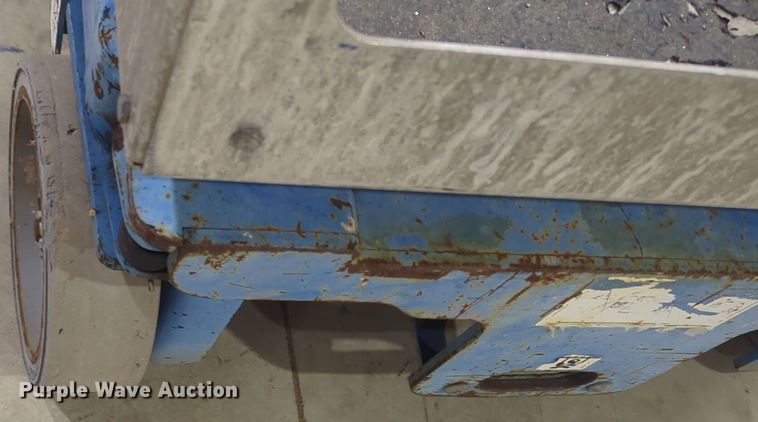 image for item DT6612 Genie GR20 vertical lift