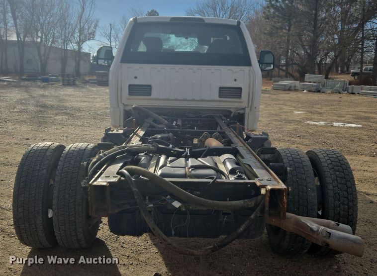 image for item DT7017 2017 Ford F550 Super Duty XL truck cab and chassis