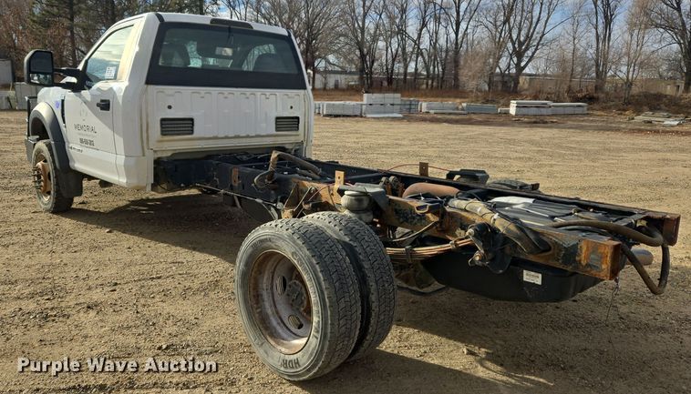 image for item DT7017 2017 Ford F550 Super Duty XL truck cab and chassis