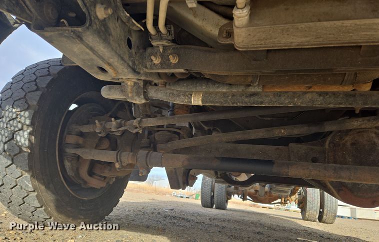 image for item DT7017 2017 Ford F550 Super Duty XL truck cab and chassis