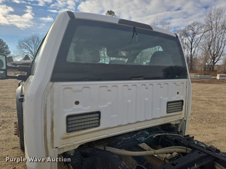 image for item DT7017 2017 Ford F550 Super Duty XL truck cab and chassis