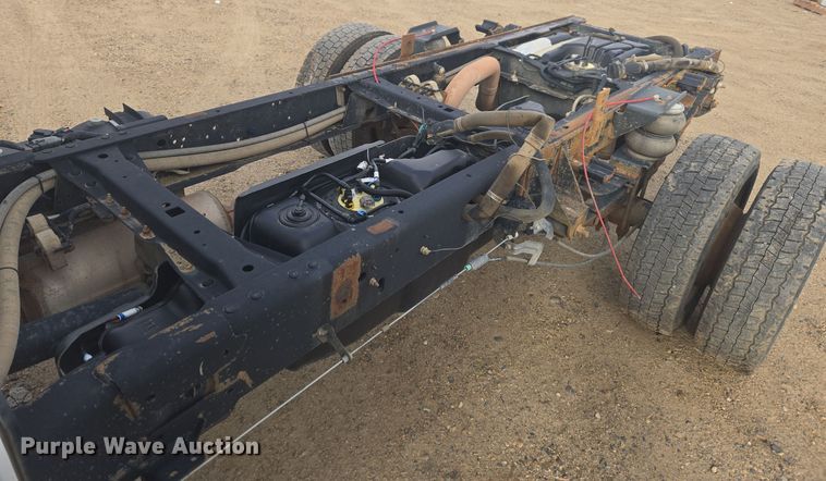 image for item DT7017 2017 Ford F550 Super Duty XL truck cab and chassis