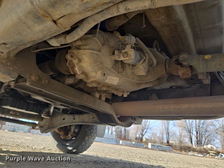 image for item DT7017 2017 Ford F550 Super Duty XL truck cab and chassis