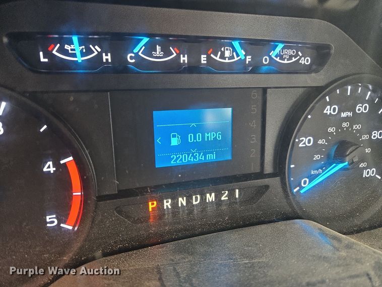 image for item DT7017 2017 Ford F550 Super Duty XL truck cab and chassis