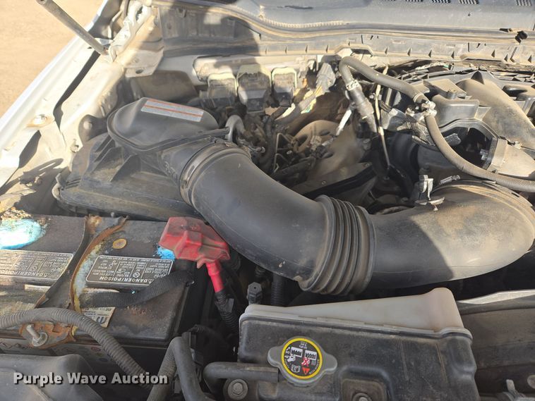 image for item DT7017 2017 Ford F550 Super Duty XL truck cab and chassis