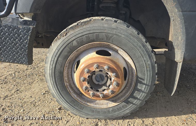 image for item DT7017 2017 Ford F550 Super Duty XL truck cab and chassis