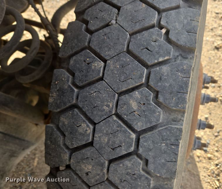 image for item DT7017 2017 Ford F550 Super Duty XL truck cab and chassis