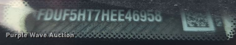 image for item DT7017 2017 Ford F550 Super Duty XL truck cab and chassis