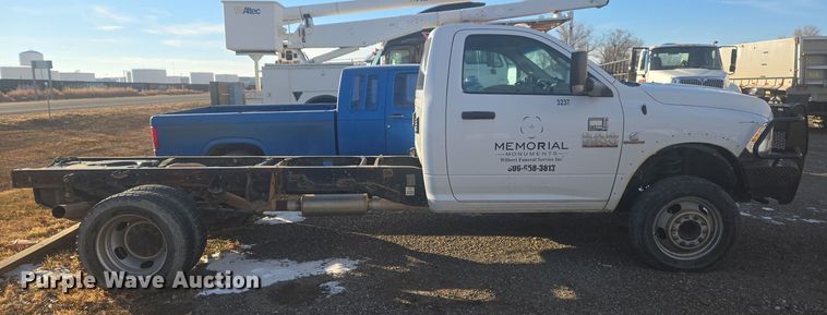 image for item DT7018 2017 Dodge Ram 5500 truck cab and chassis