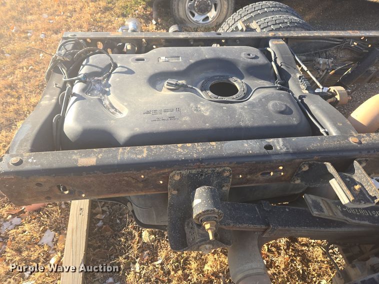 image for item DT7018 2017 Dodge Ram 5500 truck cab and chassis