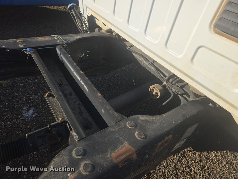 image for item DT7018 2017 Dodge Ram 5500 truck cab and chassis