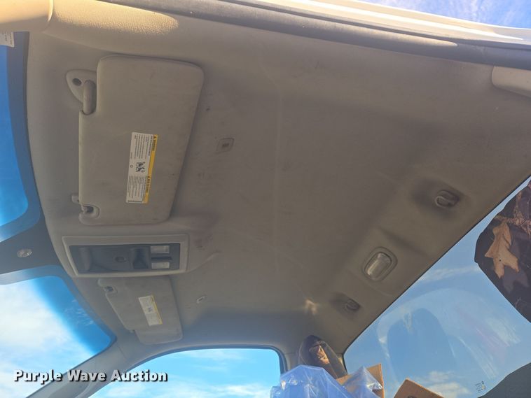 image for item DT7018 2017 Dodge Ram 5500 truck cab and chassis