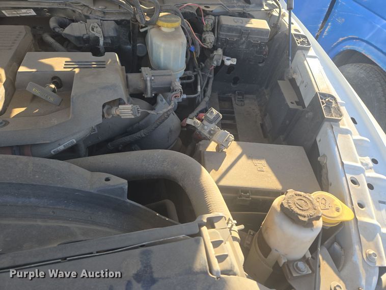 image for item DT7018 2017 Dodge Ram 5500 truck cab and chassis