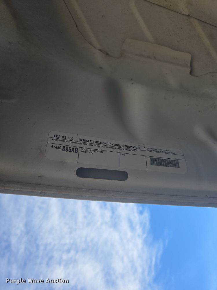 image for item DT7018 2017 Dodge Ram 5500 truck cab and chassis