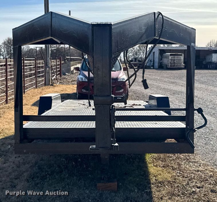 image for item DU9598 1990 Starlite equipment trailer