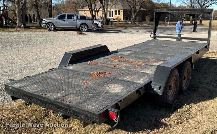 image for item DU9598 1990 Starlite equipment trailer