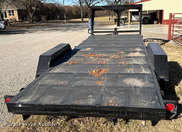 image for item DU9598 1990 Starlite equipment trailer