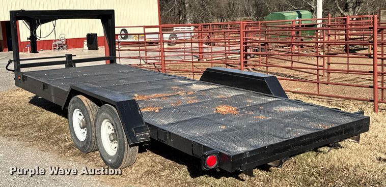 image for item DU9598 1990 Starlite equipment trailer