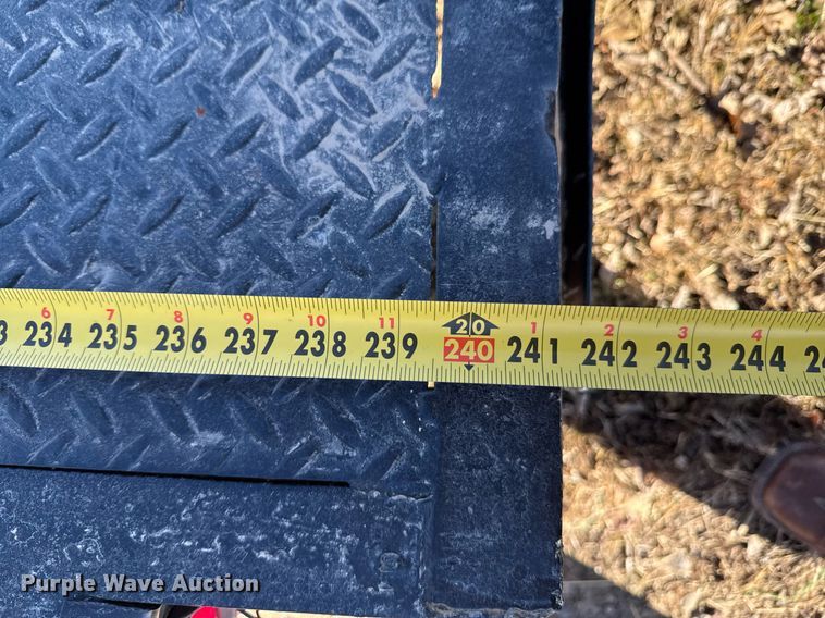 image for item DU9598 1990 Starlite equipment trailer