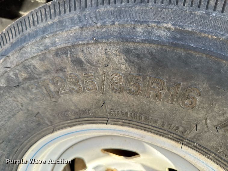 image for item DU9598 1990 Starlite equipment trailer