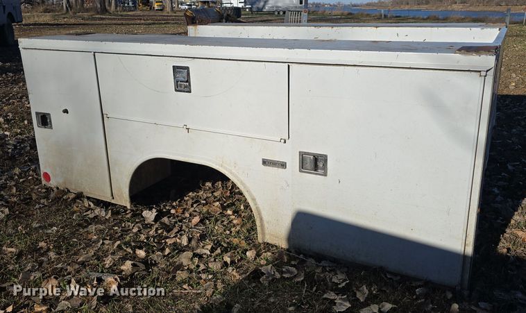 image for item DV0039 Reading utility bed