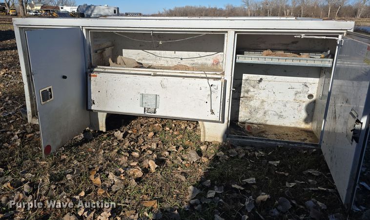 image for item DV0039 Reading utility bed