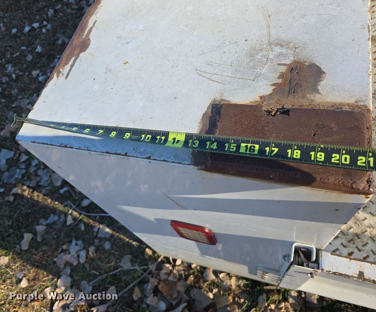 image for item DV0039 Reading utility bed