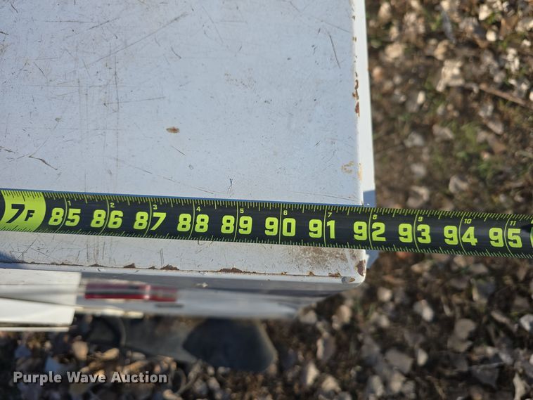 image for item DV0039 Reading utility bed