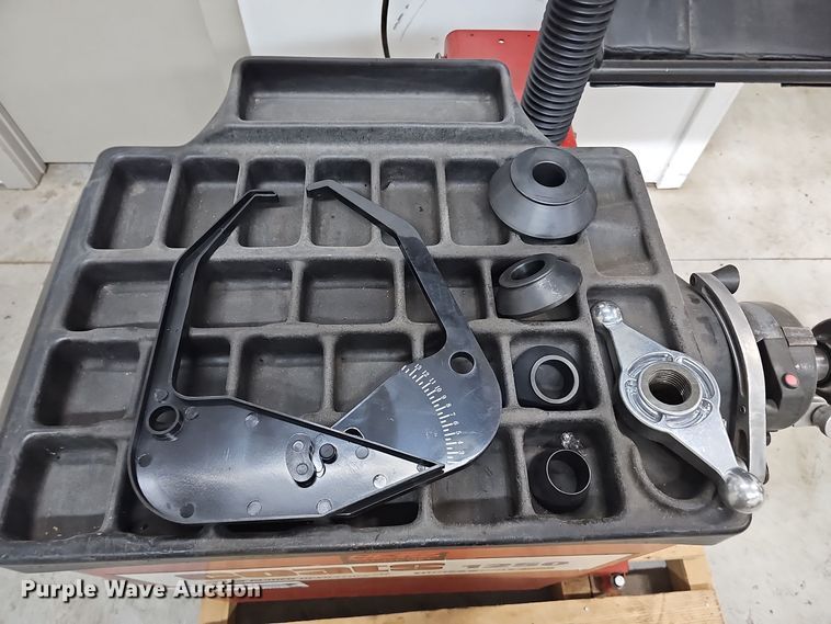 image for item DV0047 Coats 1250 Direct-Drive tire balancer