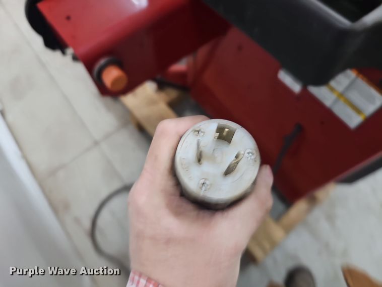 image for item DV0047 Coats 1250 Direct-Drive tire balancer