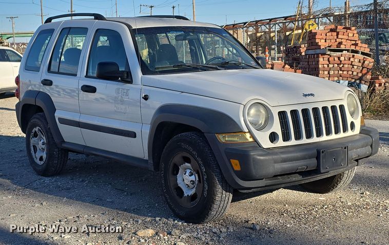 image for item DV0120 2006 Jeep Liberty SUV
