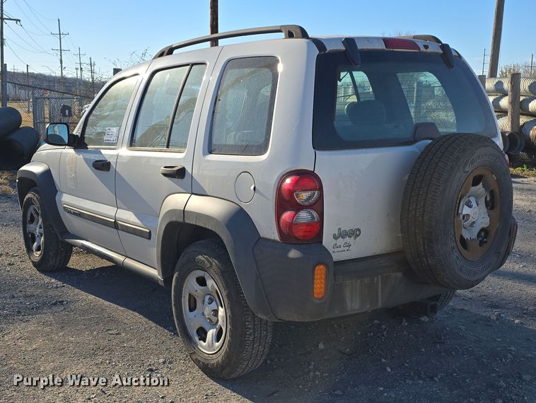 image for item DV0120 2006 Jeep Liberty SUV