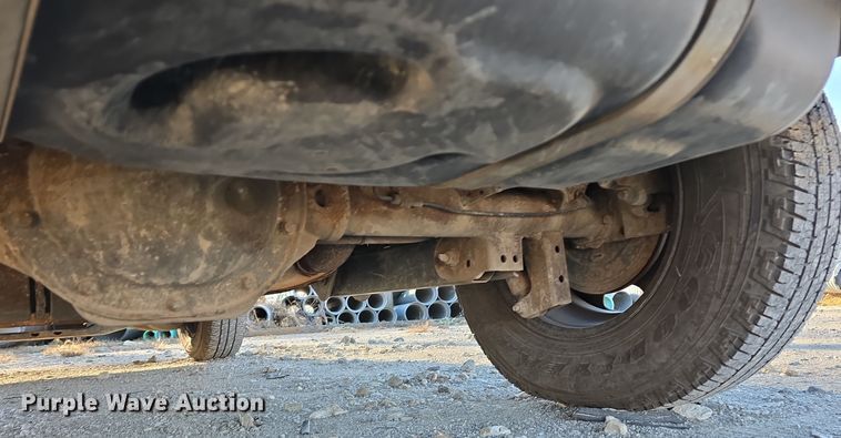 image for item DV0120 2006 Jeep Liberty SUV