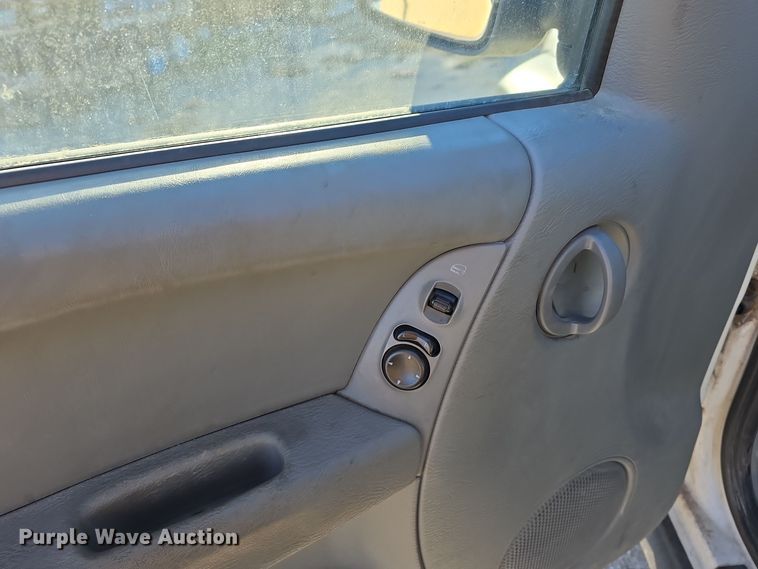 image for item DV0120 2006 Jeep Liberty SUV