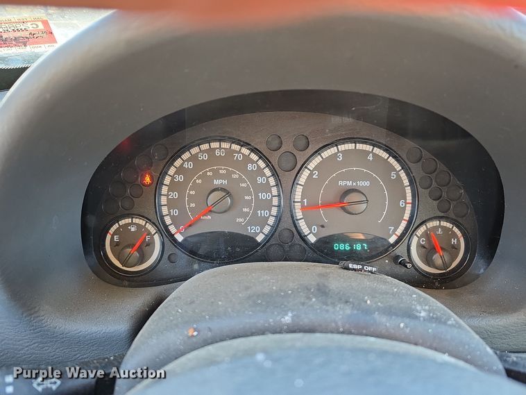 image for item DV0120 2006 Jeep Liberty SUV