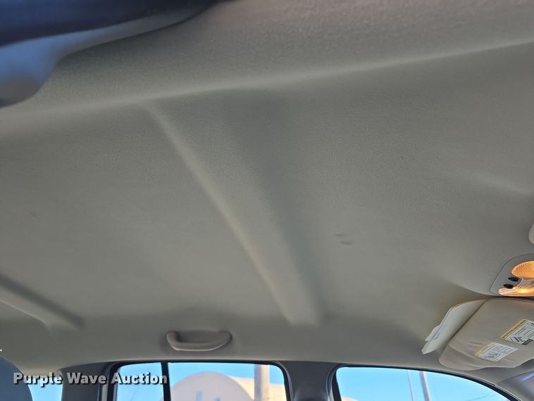 image for item DV0120 2006 Jeep Liberty SUV