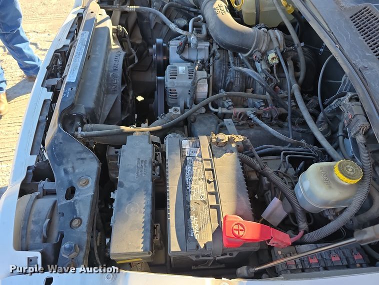 image for item DV0120 2006 Jeep Liberty SUV