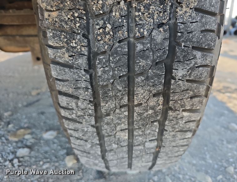 image for item DV0120 2006 Jeep Liberty SUV