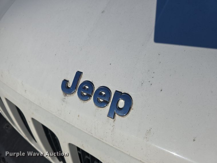 image for item DV0120 2006 Jeep Liberty SUV