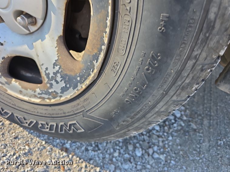 image for item DV0120 2006 Jeep Liberty SUV