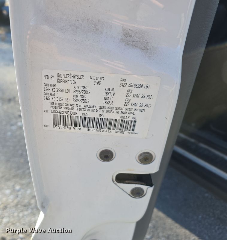 image for item DV0120 2006 Jeep Liberty SUV