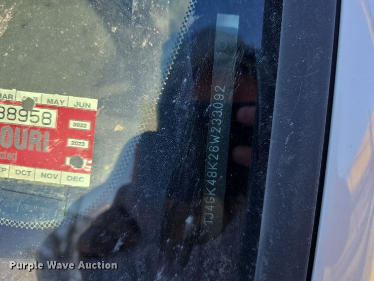 image for item DV0120 2006 Jeep Liberty SUV